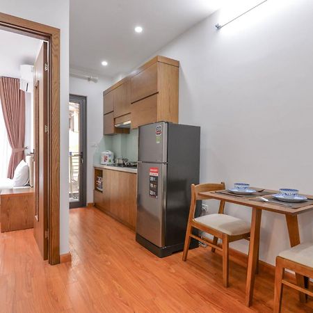 22Housing Hotel & Residence 60 Linh Lang Hanoi Buitenkant foto