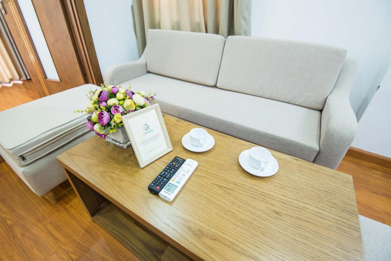 22Housing Hotel & Residence 60 Linh Lang Hanoi Buitenkant foto
