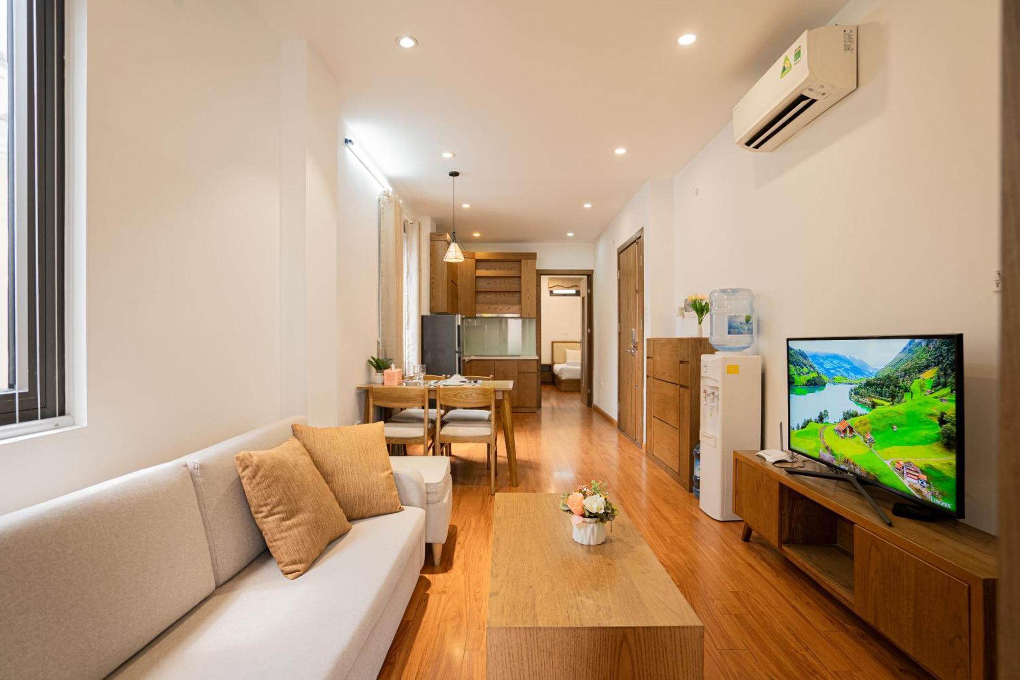 22Housing Hotel & Residence 60 Linh Lang Hanoi Buitenkant foto