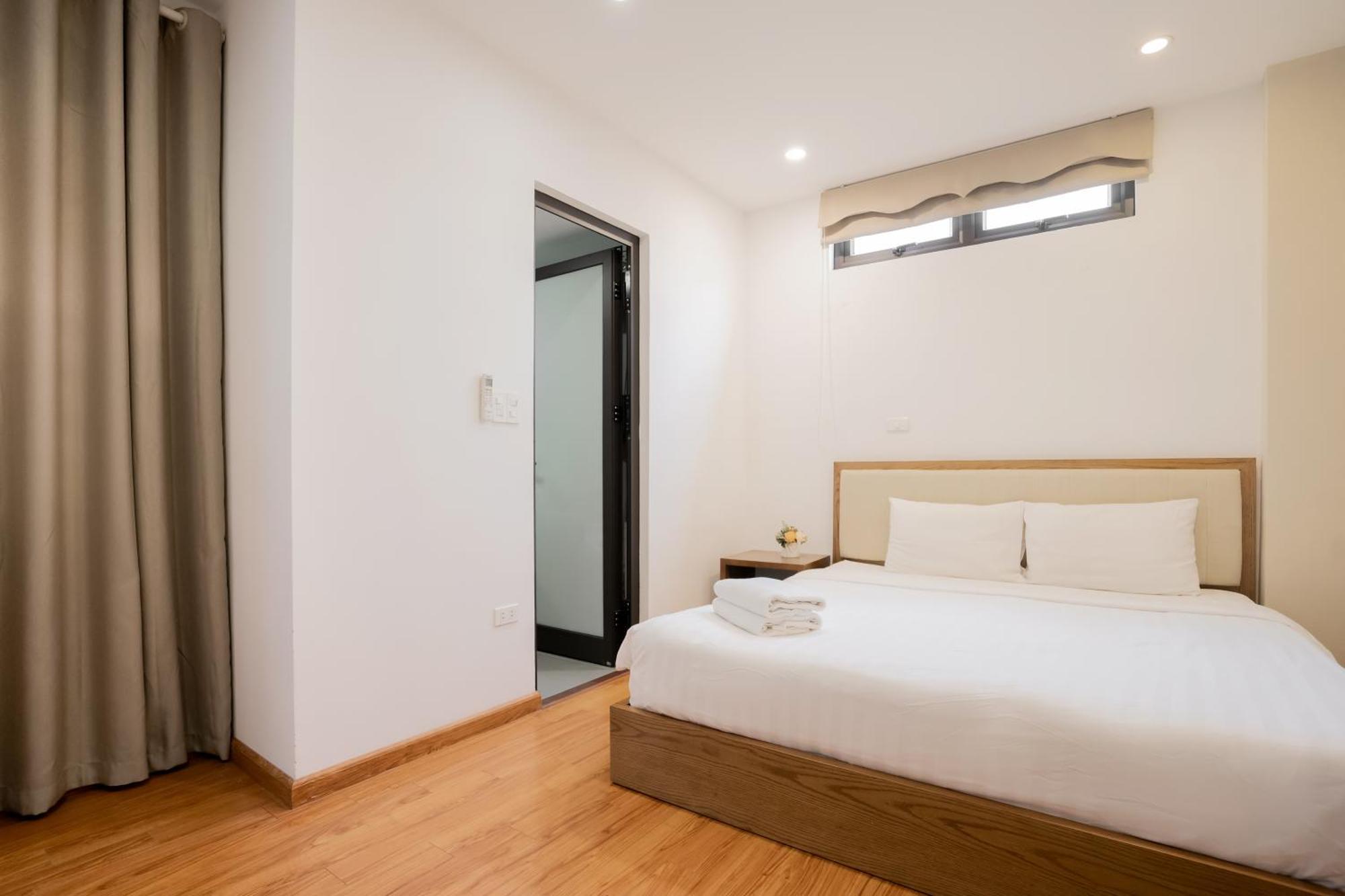 22Housing Hotel & Residence 60 Linh Lang Hanoi Buitenkant foto