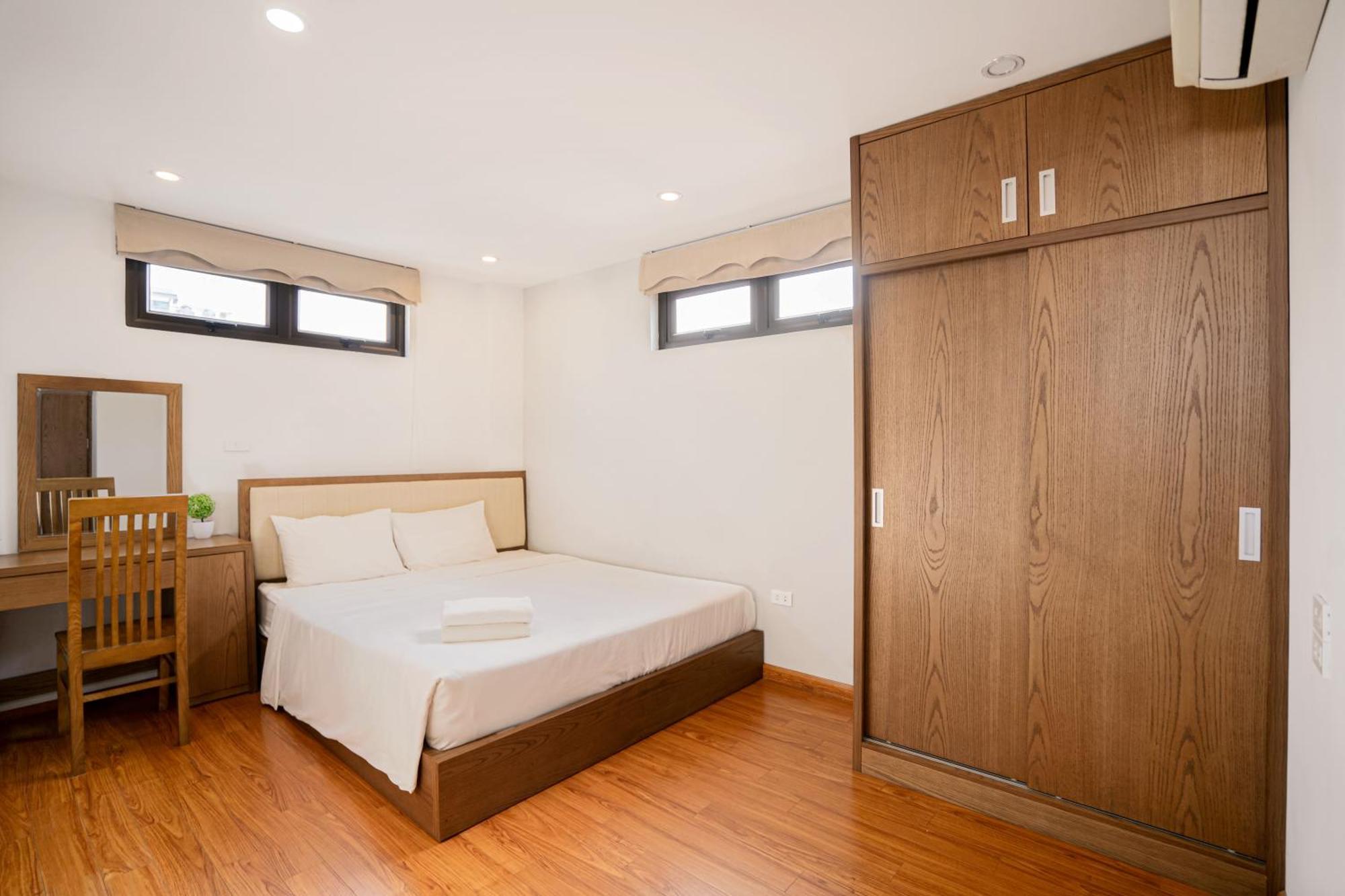 22Housing Hotel & Residence 60 Linh Lang Hanoi Buitenkant foto