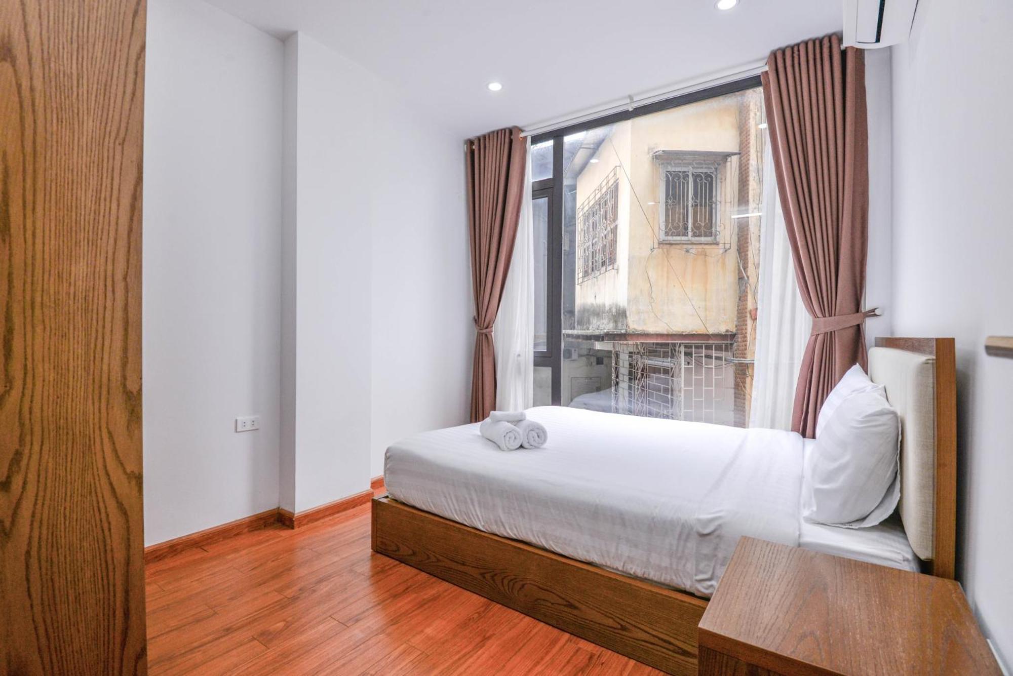 22Housing Hotel & Residence 60 Linh Lang Hanoi Buitenkant foto