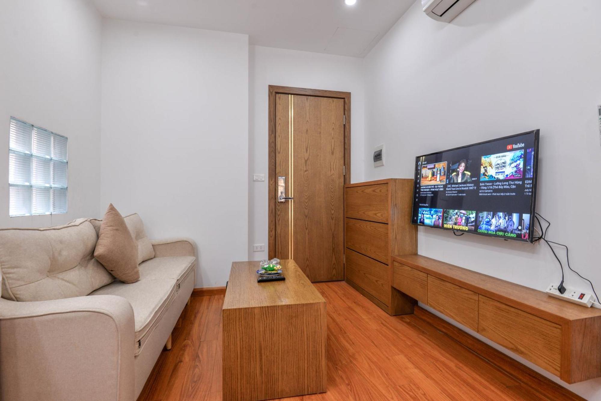 22Housing Hotel & Residence 60 Linh Lang Hanoi Buitenkant foto