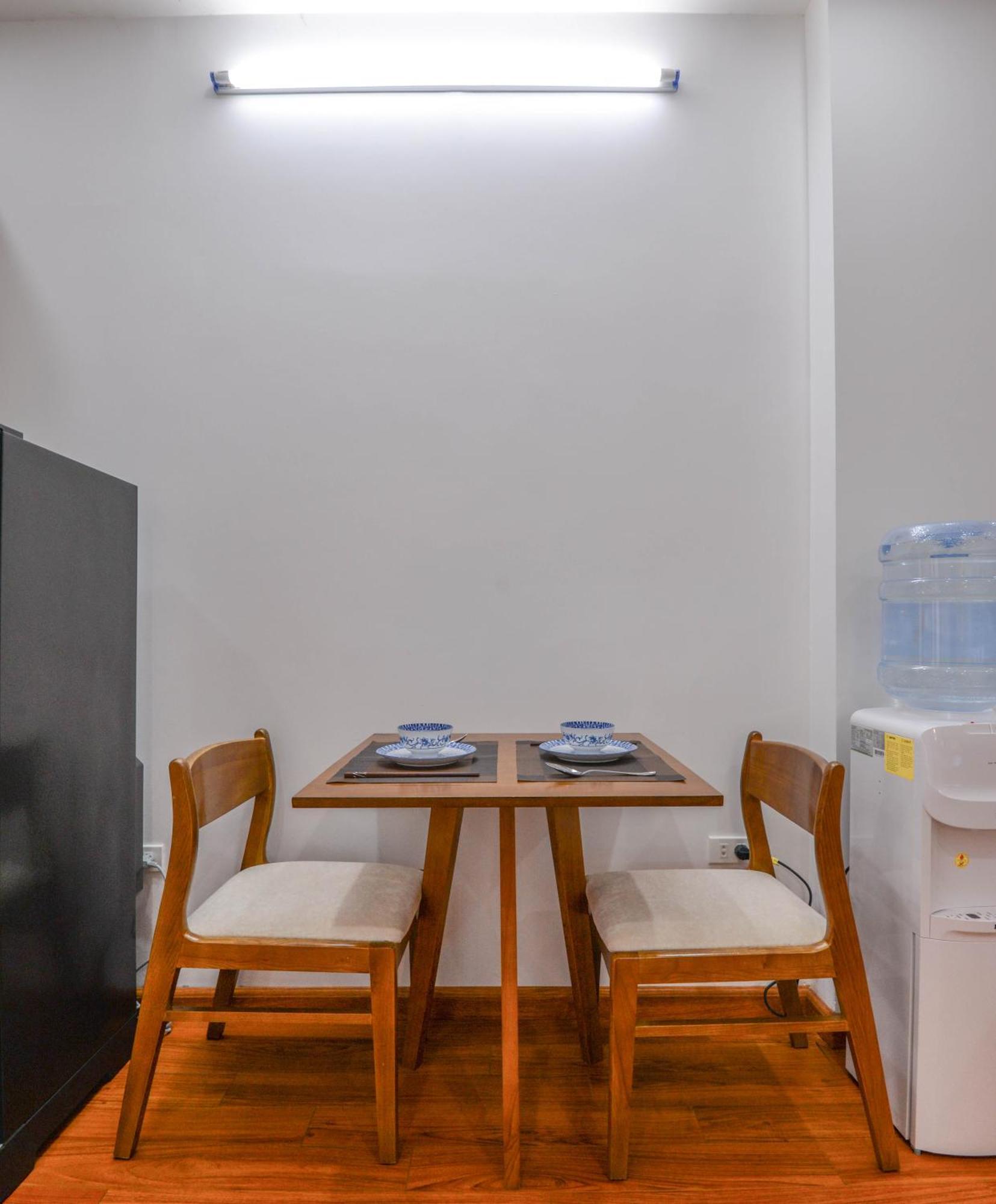 22Housing Hotel & Residence 60 Linh Lang Hanoi Buitenkant foto
